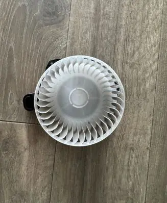 Toyota C-HR II Heater fan/blower MS8370