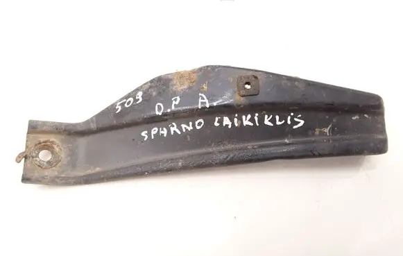 Honda Legend III KA9 Fender mounting bracket
