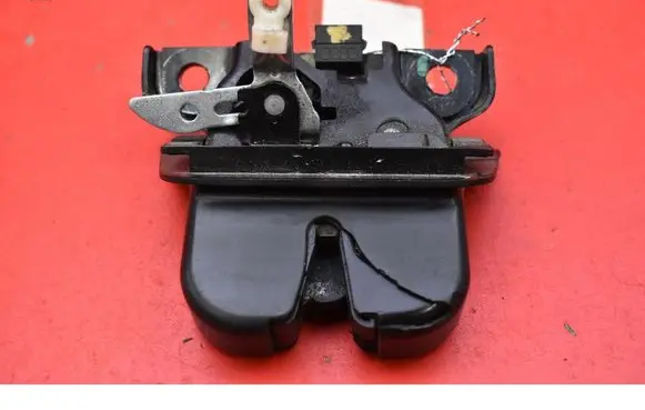 Audi A2 Tailgate/trunk/boot lock/catch/latch 