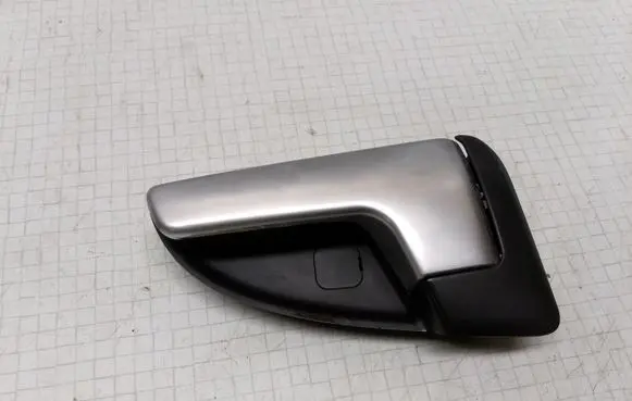 KIA Ceed Front door interior handle 826111H000