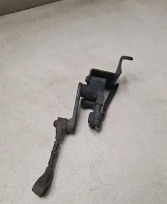 Jaguar I-Pace Air suspension front height level sensor J9D33C280AA 20305 304302