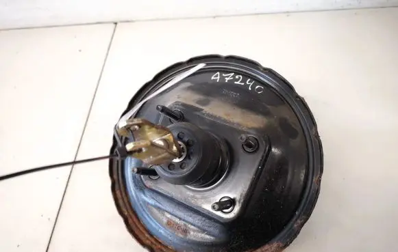 Nissan Primera Brake booster 472109f505 0204021801