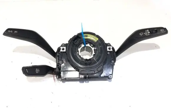 Wiper turn signal indicator stalk/switch