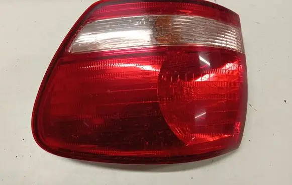 Toyota Avensis Verso Rear/tail lights 4435