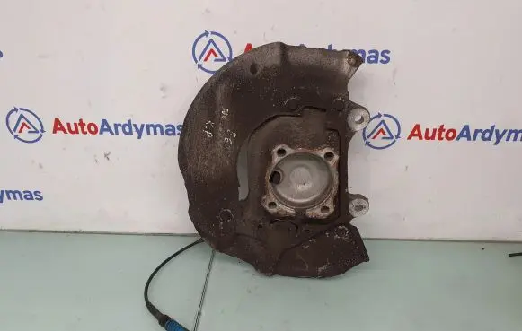BMW 5 E60 E61 Front wheel hub spindle knuckle 6760953 31216760953