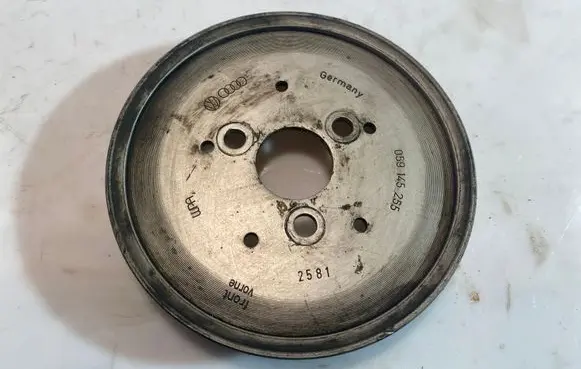 Audi A6 S6 C5 4B Power steering pump pulley 059145255