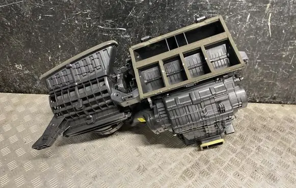 Hyundai Kona II Interior heater climate box assembly housing 23110908Y1