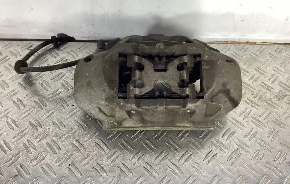 Mercedes-Benz GLC X253 C253 Front brake caliper