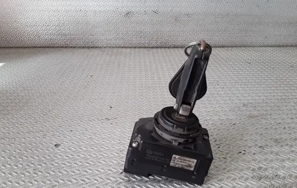 Volkswagen Touareg I Ignition lock 3D0905865E