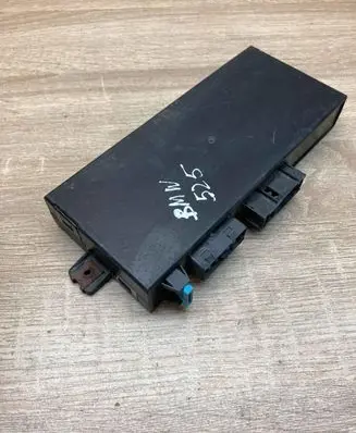 BMW 5 E34 Comfort/convenience module 8355139 084659057
