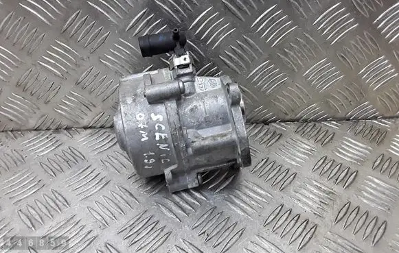 Renault Scenic RX Vacuum pump 720562B