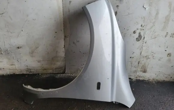 Nissan Micra Fender