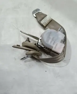 Lexus RX 330 - 350 - 400H Rear seatbelt 7K7300 650510 CMVSS209