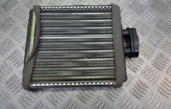 Skoda Fabia Mk1 (6Y) Interior heater climate box assembly housing 