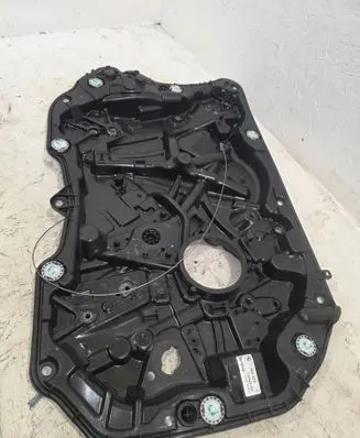 BMW 5 G30 G31 Front window lifting mechanism without motor 7360423 C30526105
