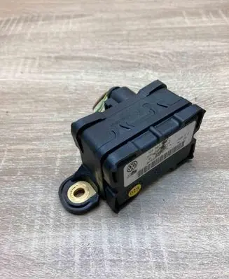 Volkswagen Golf V ESP acceleration yaw rate sensor 1K0907655C 10170103223 WITHPLUG