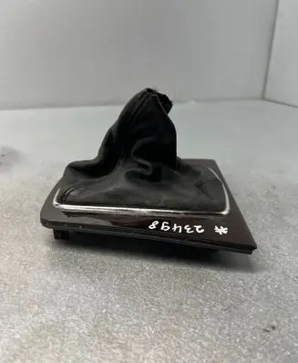 Audi A4 S4 B6 8E 8H Gear shifter surround trim plastic 8e086426ic