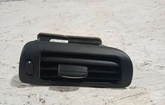 Dashboard side air vent grill/cover trim