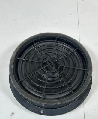 Audi Q3 8U Parcel shelf speaker 