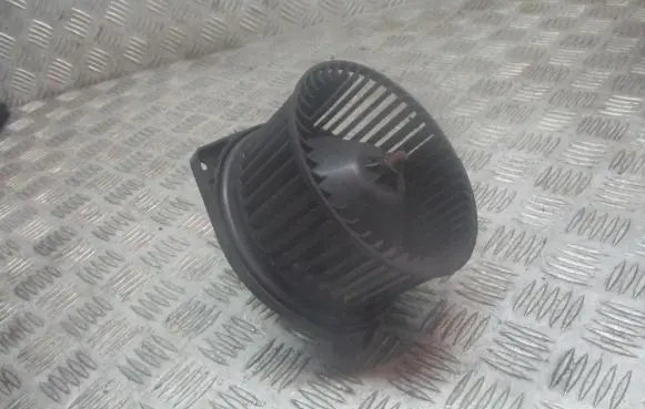 Opel Agila A Front door blower motor 173-60073-01