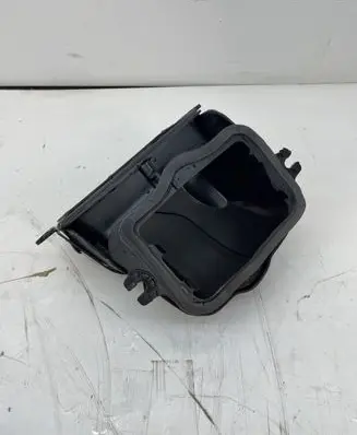 Renault Trafic III (X82) Intercooler air guide/duct channel 687781491R