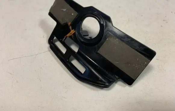 Audi Q7 4M Front parking sensor holder (PDC) 4M0919261C