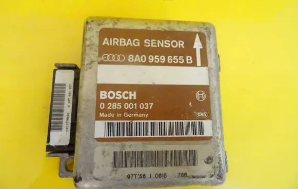 Audi A4 S4 B5 8D Airbag control unit/module 8A0959655B