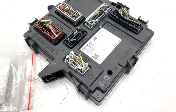 Renault Captur II Other control units/modules 284B10364R