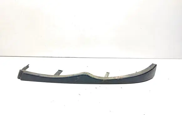 Under headlight/headlamp trim