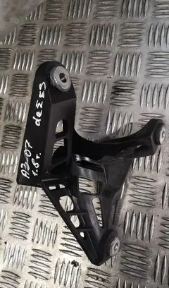 Audi A3 S3 8P Gear shift cable bracket 1k0711789g