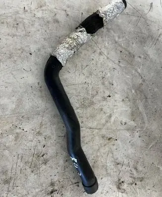 Mercedes-Benz Sprinter W906 Breather hose/pipe A6510101082