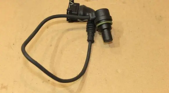Camshaft position sensor