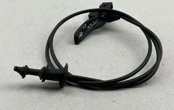 Opel Zafira A Engine bonnet (hood) release handle