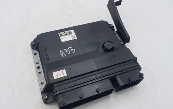 Lexus IS 220D-250-350 Engine control unit/module 8966153700 1758007702