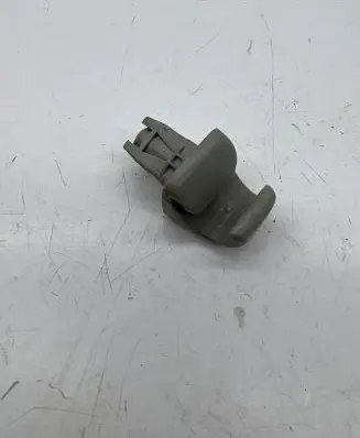 Toyota Avensis T250 Sun visor clip/hook/bracket 