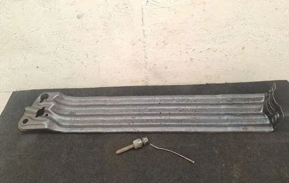 Volkswagen Transporter - Caravelle T5 Spare wheel mounting bracket 