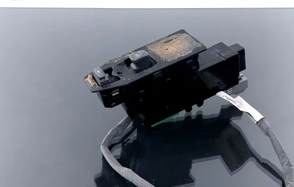 Volvo S80 Electric window control switch 9162526 D9162526008 7923