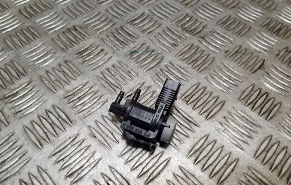 Audi Q5 SQ5 Turbo solenoid valve 1K0906283A