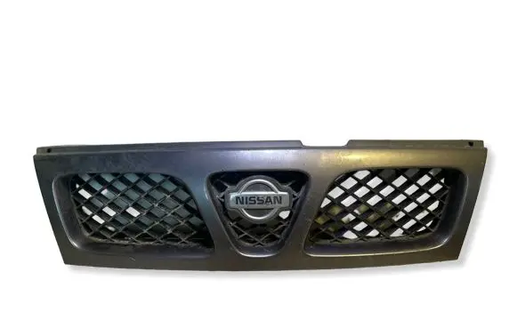 Nissan Terrano Front grill 623107F