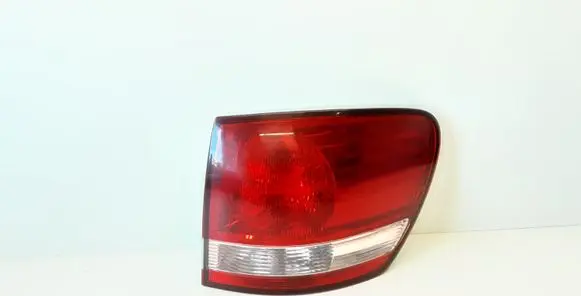 Toyota Avensis Verso Rear/tail lights