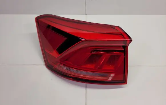 Volkswagen T-Roc Rear/tail lights 2GA945095