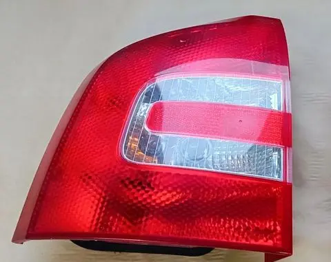 Skoda Octavia Mk2 (1Z) Rear/tail lights