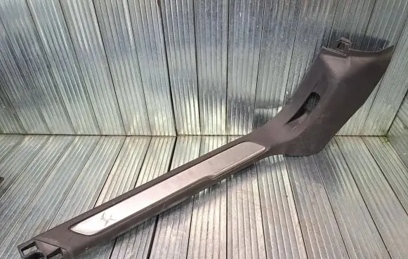 Citroen DS5 Front sill trim cover 9673402077 9687342077 9673401677