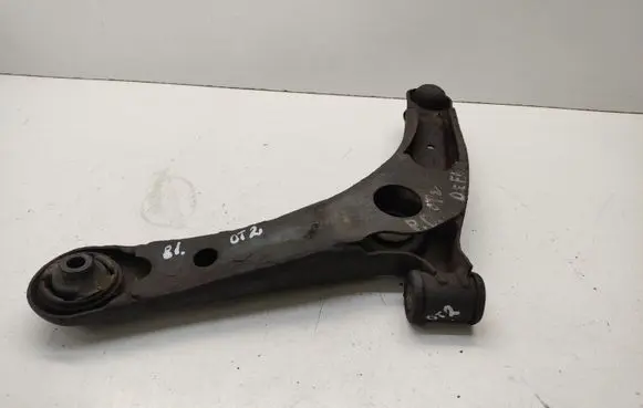Mitsubishi Outlander Front lower control arm/wishbone