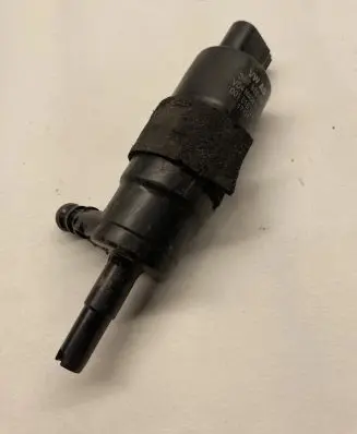 Audi A6 S6 C7 4G Windscreen/windshield washer pump 3B7955681