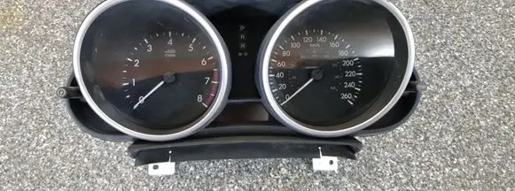 Mazda 3 II Speedometer (instrument cluster)