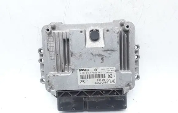 KIA Ceed Engine control unit/module 0281013570 3911327710 1039S23212
