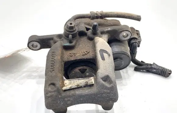 Peugeot 3008 II Rear brake caliper 9819060980
