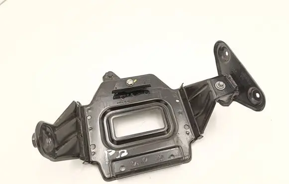 BMW X3 G01 Battery tray 9117797 6832664