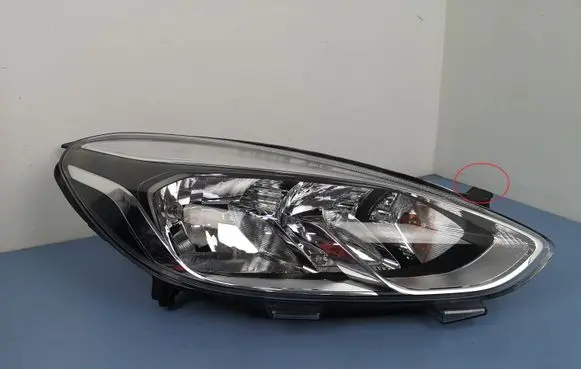 Ford Fiesta Headlight/headlamp H1BB13W029AE